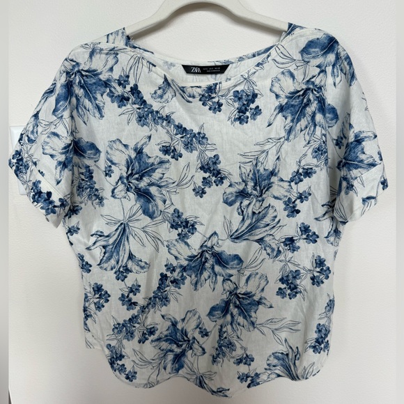 Zara Tops - Zara Linen Floral Top. Size S.